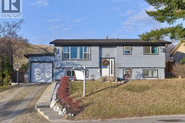 1334 Hook Drive, Kamloops, BC, photo 3