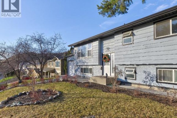Bedroom - 1334 Hook Drive, Kamloops, BC V2B7S9 Photo 4