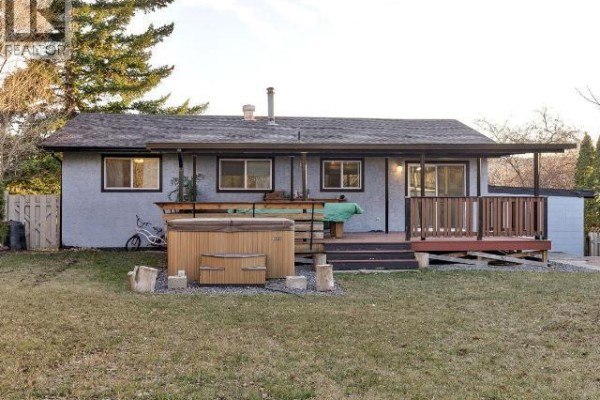 Bedroom - 1334 Hook Drive, Kamloops, BC V2B7S9 Photo 5