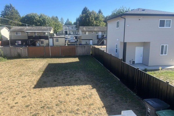 13342 79 Avenue, Surrey, BC V8W8H4 Photo 5