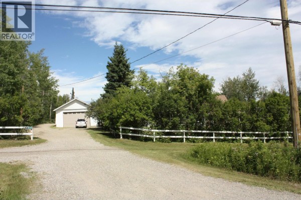 13346 29 Highway, Fort St  John, BC, photo 2