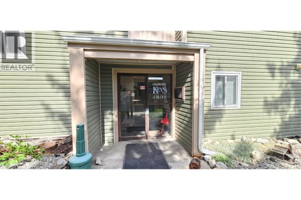 Full bathroom - 1335 Alpine Drive Unit# 301a, Elkford, BC V0B1H0 Photo 2