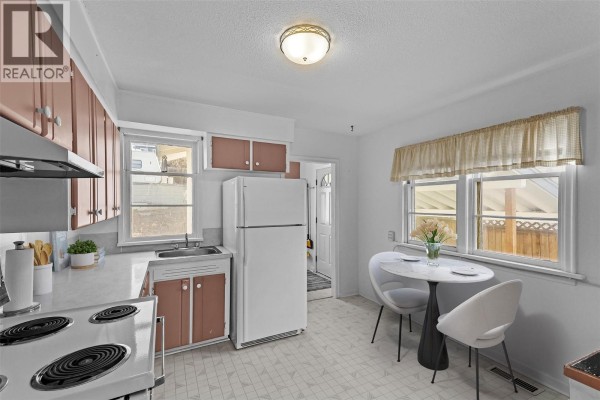 Laundry room - 1335 Columbia Street, Kamloops, BC V2C2W6 Photo 4