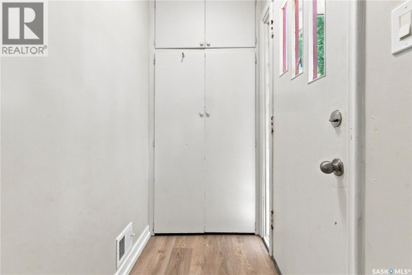 4pc Bathroom - 1336 Princess Street, Regina, SK S4T3Y8 Photo 3