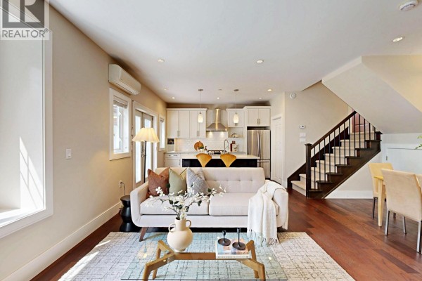 1338 E 23rd Avenue, Vancouver, BC V5V1Z2 Photo 4