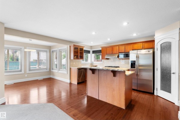 Kitchen - 1338 Rutherford Rd Sw, Edmonton, AB T6W1P3 Photo 3