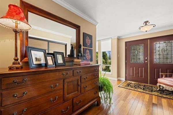 13383 14a Avenue, Surrey, BC V4A7P9 Photo 5