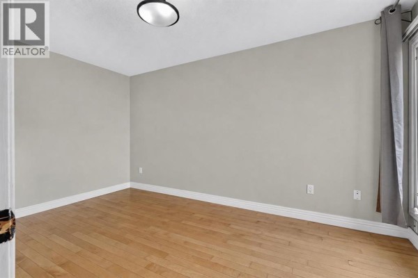 134, 48 Glamis Green Sw, Calgary, AB T3E6V1 Photo 5