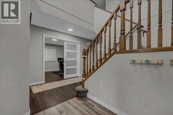 Dining room - 134 Autumn Close Se, Calgary, AB T3M0K2 Photo 2