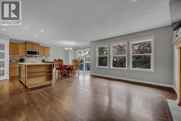 Foyer - 134 Autumn Close Se, Calgary, AB T3M0K2 Photo 4