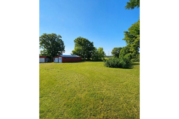 134 Ch. De La Montagne, L Ile Du Grand Calumet, QC, photo 2