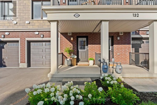 134 Covington Crescent, Whitchurch Stouffville, ON, photo 2
