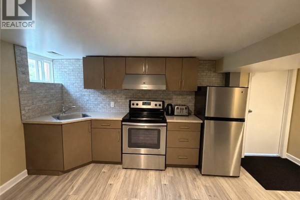 134 East 24th Street Unit# Lower, Hamilton, ON L8V2Y3 Photo 5