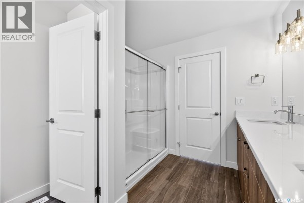 2pc Bathroom - 134 Emma Crescent, Martensville, SK S0K2T1 Photo 4