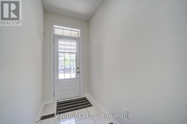 134 Frederick Wilson Avenue, Markham, ON, photo 3