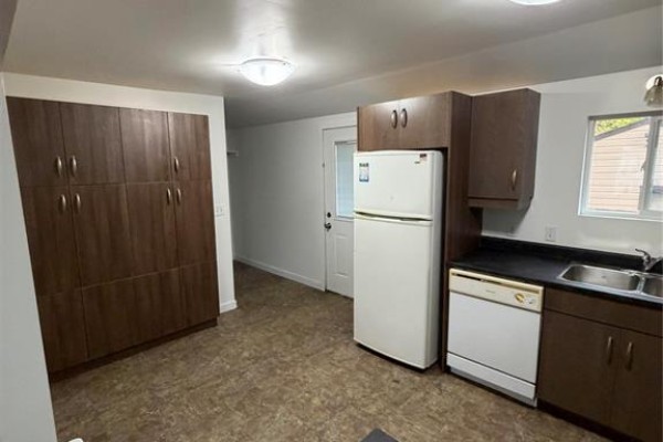 Bedroom - 134 Hespeler Avenue, Winnipeg, MB R2L0L4 Photo 5