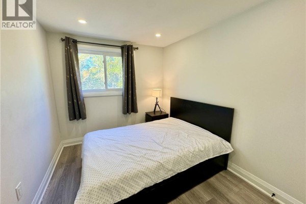Bedroom - 134 Jansen Avenue, Kitchener, ON N2A2L7 Photo 5