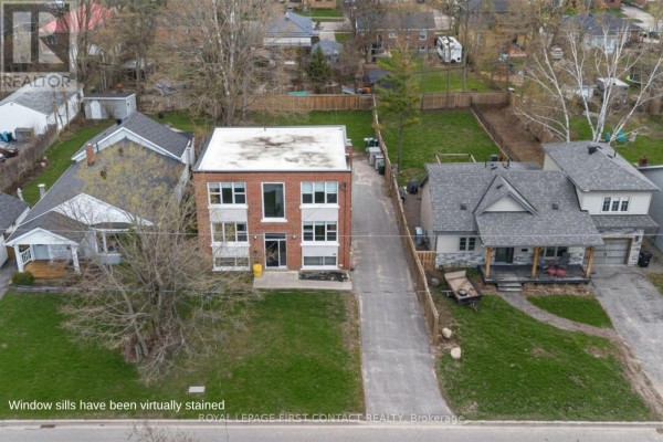 134 Napier Street, Barrie, ON, photo 2