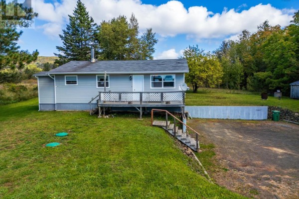 Living room - 134 Parker Mountain Road, Granville Ferry, NS B0S1A0 Photo 2