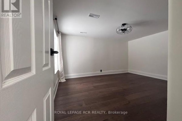 Primary Bedroom - 134 Queen Street N, Caledon, ON L7E2M7 Photo 5