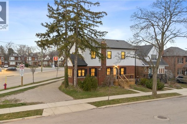 134 London Street S, Hamilton, ON, photo 2