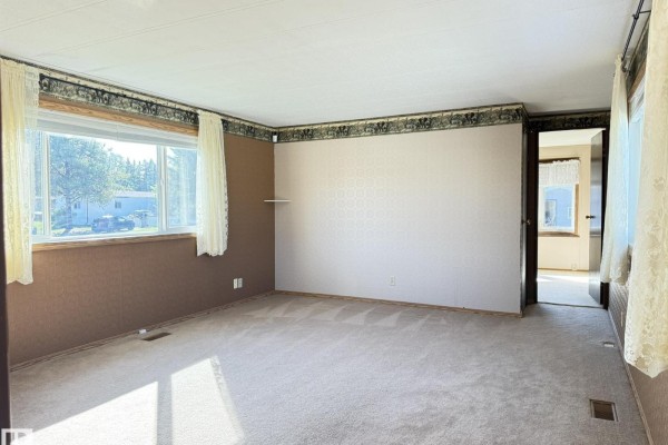Bedroom 2 - 134 Willow Dr, Breton, AB T0C0P0 Photo 4