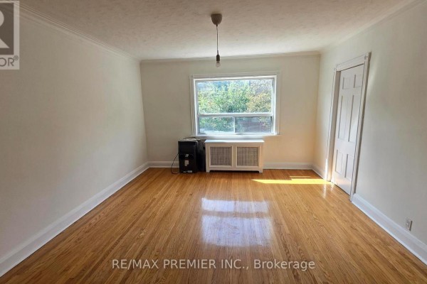 Bedroom 2 - 1342 Avenue Road, Toronto, ON M5N2H2 Photo 4