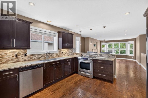 4pc Bathroom - 1342 Friesen Road, Kelowna, BC V1X7P7 Photo 5