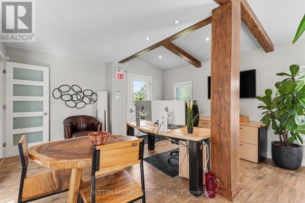 1343 Labrie Avenue, Ottawa, ON K1B3M2 Photo 3