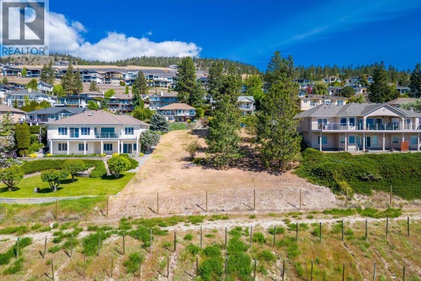 1345 Gregory Road, West Kelowna, BC V1Z3P2 Photo 4