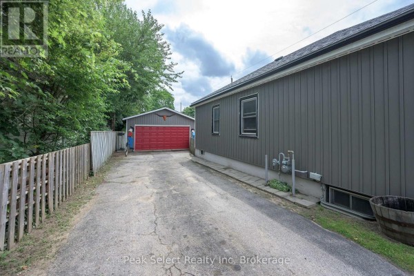 1345 Trafalgar Street, London East, ON, photo 3