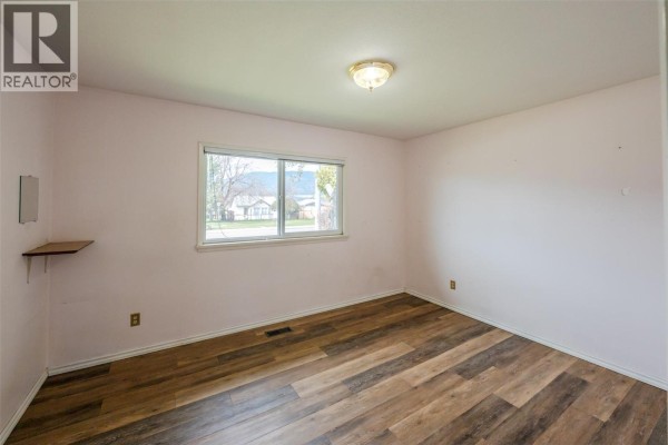 Recreation room - 1348 Government Street, Penticton, BC V2A4V8 Photo 4