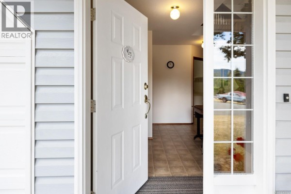 Den - 1348 Oakwood Pl, Duncan, BC V9L5R3 Photo 4