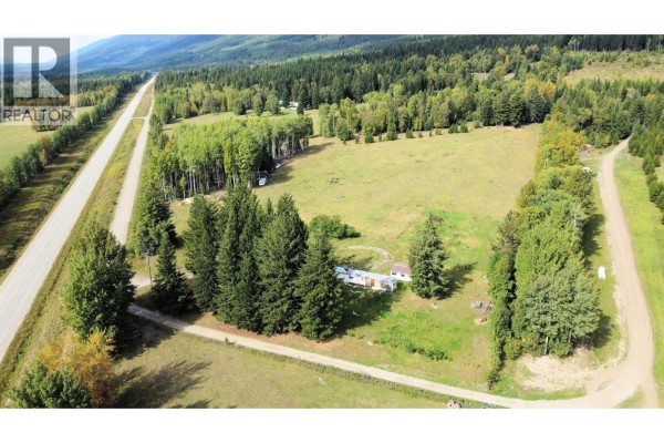 13490 Bunbury Road, Dunster, BC V0J1J0 Photo 3