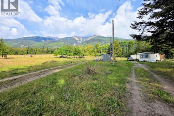 13490 Bunbury Road, Dunster, BC V0J1J0 Photo 5