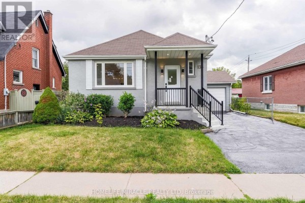 135 Central Park Boulevard N, Oshawa