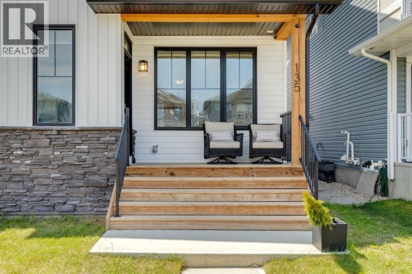 Living room - 135 Creekstone Drive Sw, Calgary, AB T2X4Y3 Photo 3