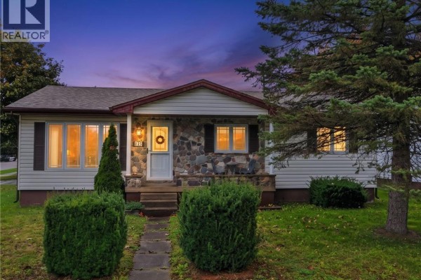 3pc Bathroom - 135 Hennessey Road, Moncton, NB E1A4Y8 Photo 2