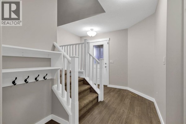 135 Kingsbridge Road Se, Airdrie, AB, photo 3