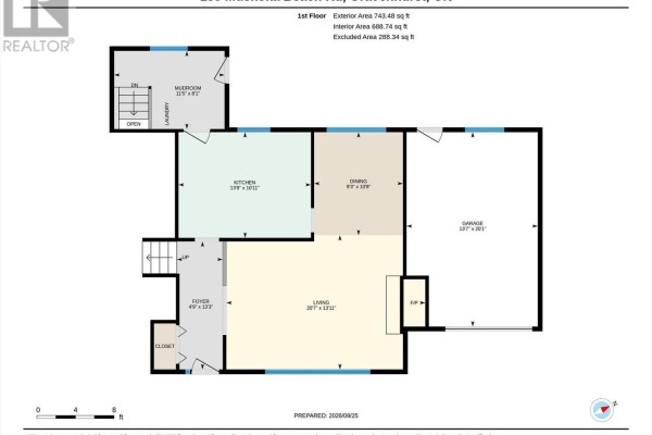 A floor plan of a single-story home showing the layout of the living room, kitchen, dining room, mudroom, laundry, and garage. - 135 Muskoka Beach Road, Gravenhurst)