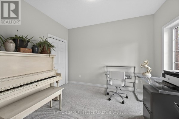 Bedroom - 135 Plane Tree Drive, London North, ON N6G5H4 Photo 5