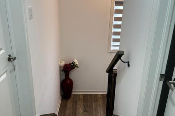 Bedroom 2 - 135 Rosie Street, Blue Mountains, ON N0H1J0 Photo 5