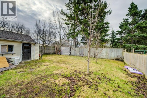 135 Stirling Avenue S, Kitchener, ON N2G3N8 Photo 4