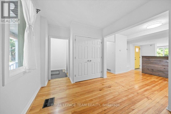 135 Upper Lorne Place, Ottawa, ON K1R7G8 Photo 5