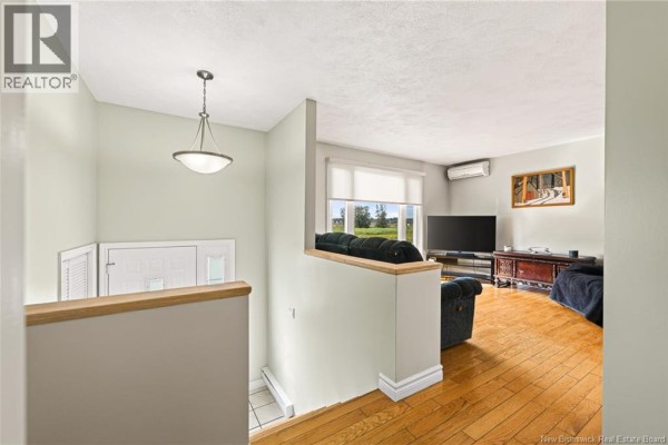 Family room - 135 Virginia, Dieppe, NB E1A5N3 Photo 5