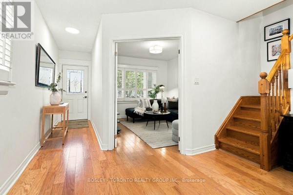 Dining room - 135 Wolverleigh Boulevard, Toronto, ON M4J1R8 Photo 3