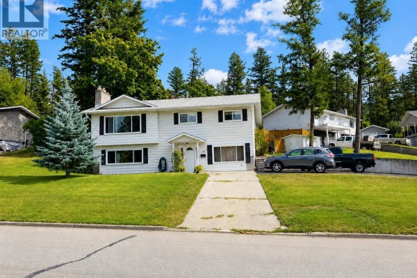 1350 N Eleventh Avenue, Williams Lake, BC, photo 2