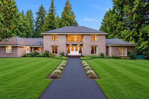 Residential for sale at 13511 Woodcrest Drive, Surrey, BC - MLS® hbCaFT