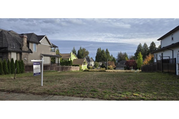 13518 15 Avenue, Surrey, BC V4A1L2 Photo 2