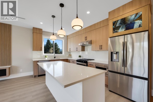 1352 Judd Road, Squamish, BC, photo 3